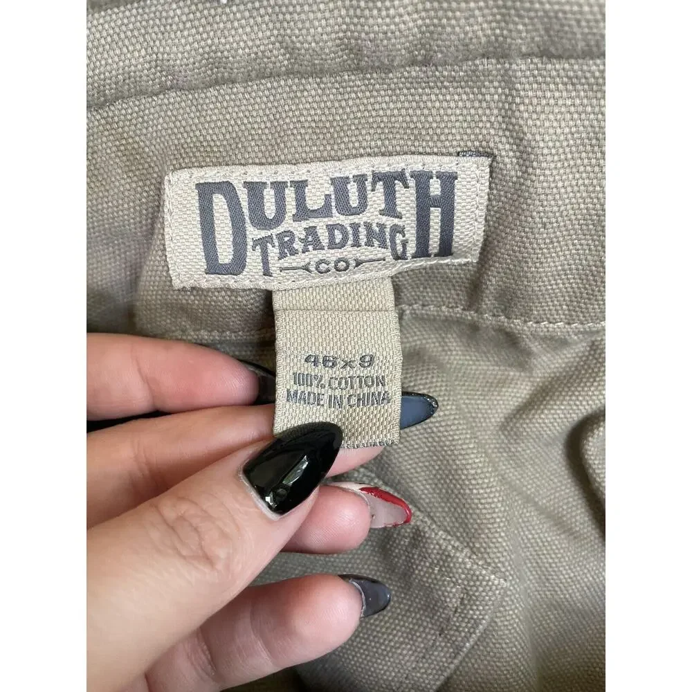 Duluth Trading Cargo Shorts Mens 46x9 Beige Canvas Duck Safari Hiking
